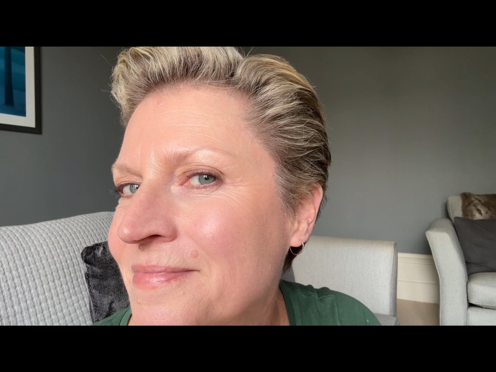 Close-up of Susy wearing Maybelline Lifter Plump & Glow foundation during her mature skin wear test